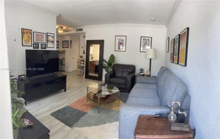 Photo of Listing #A11890880