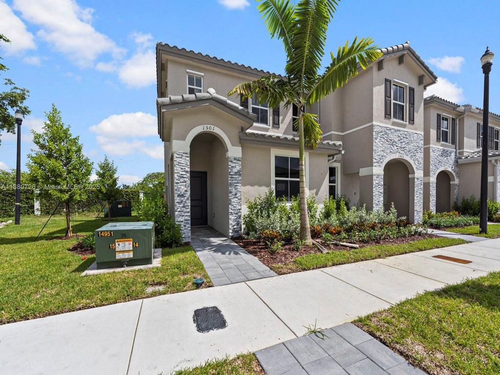 1501 Se 27th Rd, Homestead