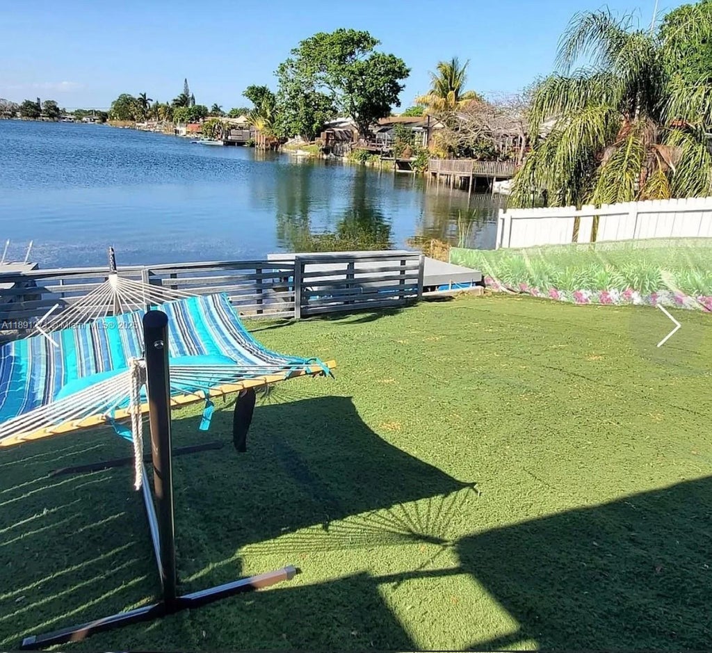 2421 Sw 58th Mnr 1, Dania Beach