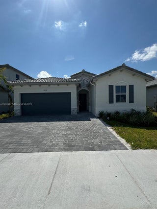 Photo of Listing #A11891467