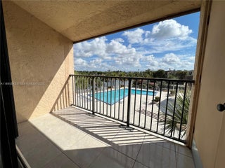 Photo of Listing #A11890543