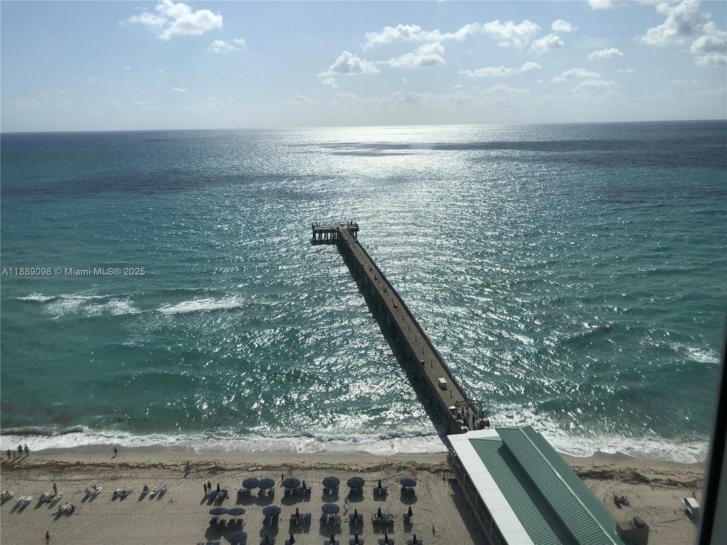 N/A, Sunny Isles Beach