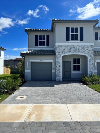 Photo of Listing #A11883983