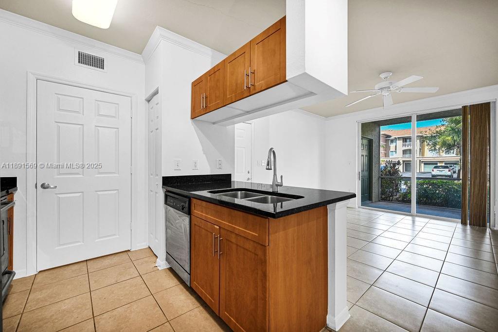 6565 Emerald Dunes Dr 103 + Garage, West Palm Beach