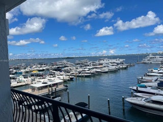 Photo of Listing #A11892308