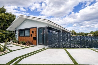 Photo of Listing #A11887224