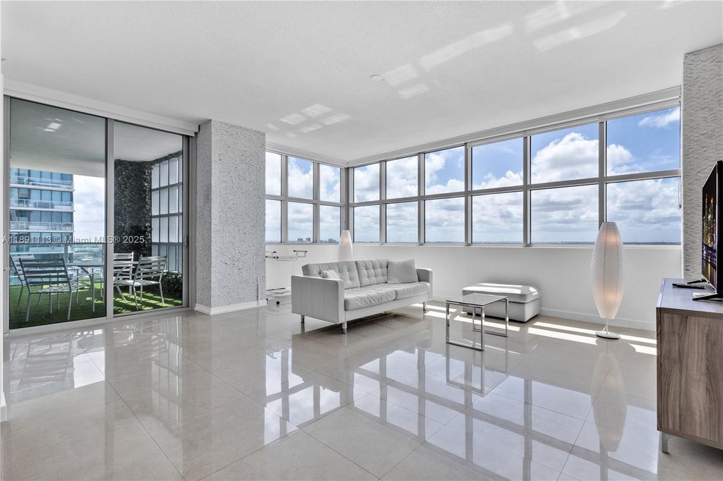 3301 Ne 1st Ave H1801, Miami