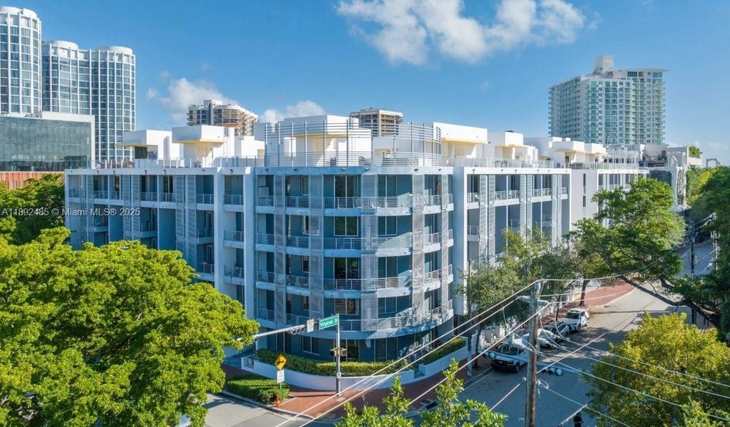 3339 Virginia St 127, Miami