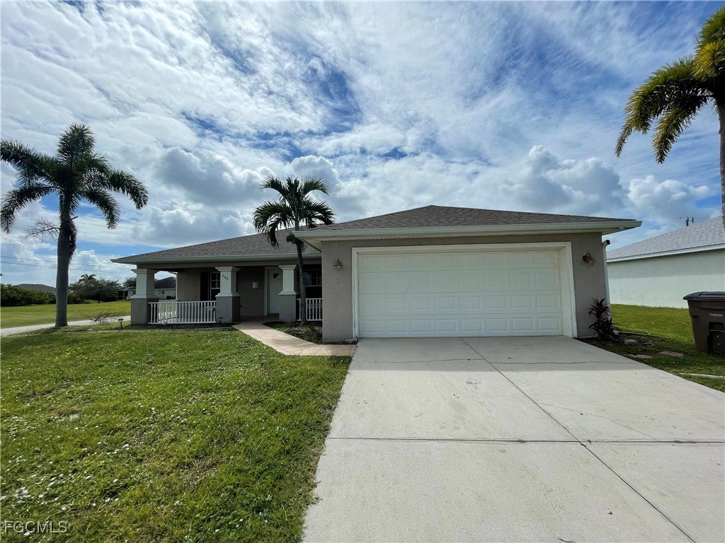 306 Nw 10th St, Cape Coral