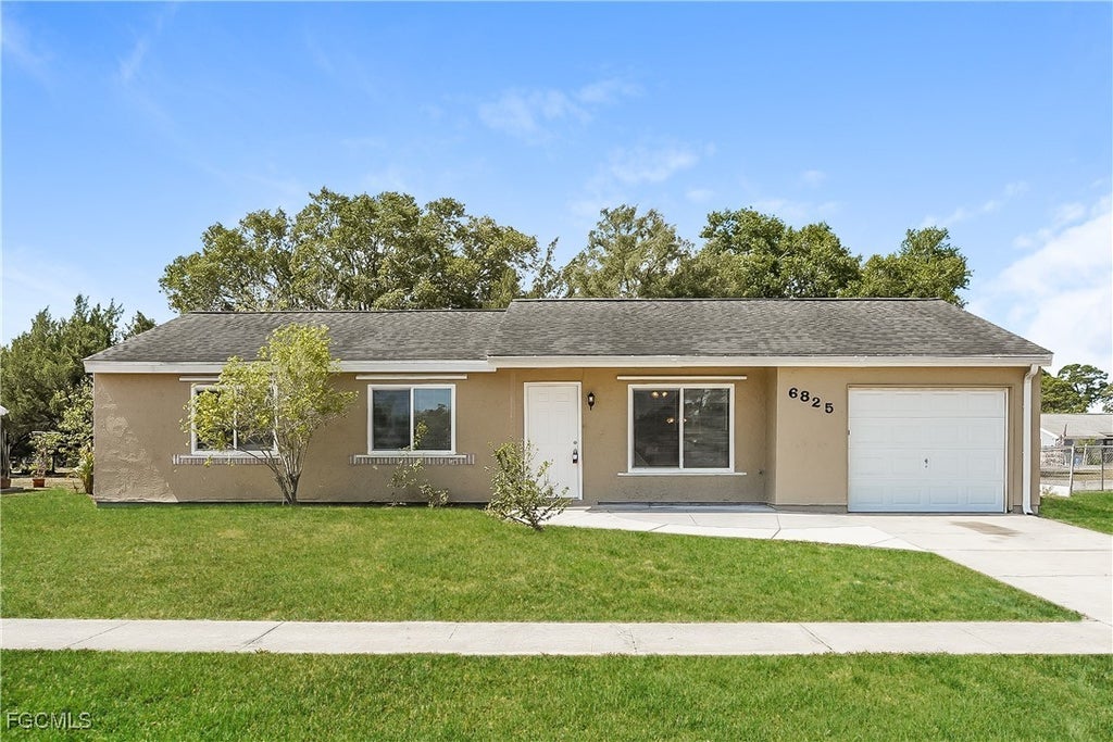 6825 Appomattox Dr, North Port