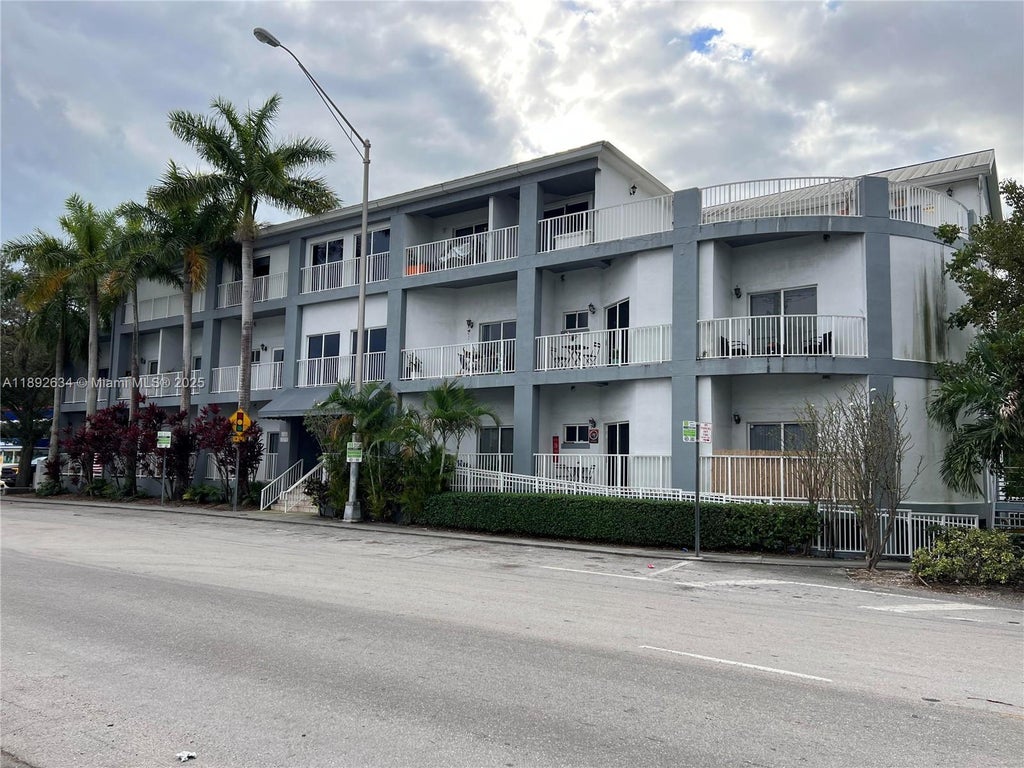 2734 Bird Ave 202, Miami