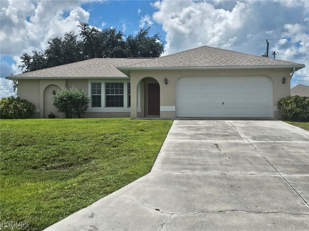 1826 Ne 17th Ter, Cape Coral