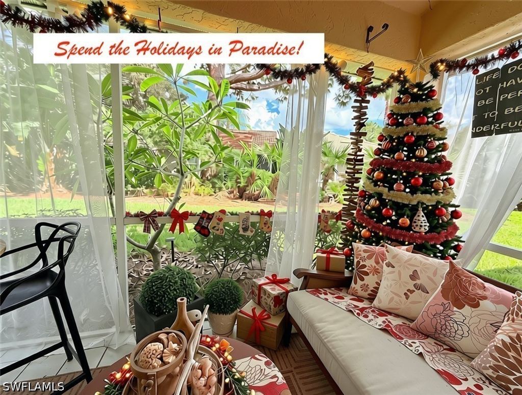 337 Emerald Bay Cir U1, Naples