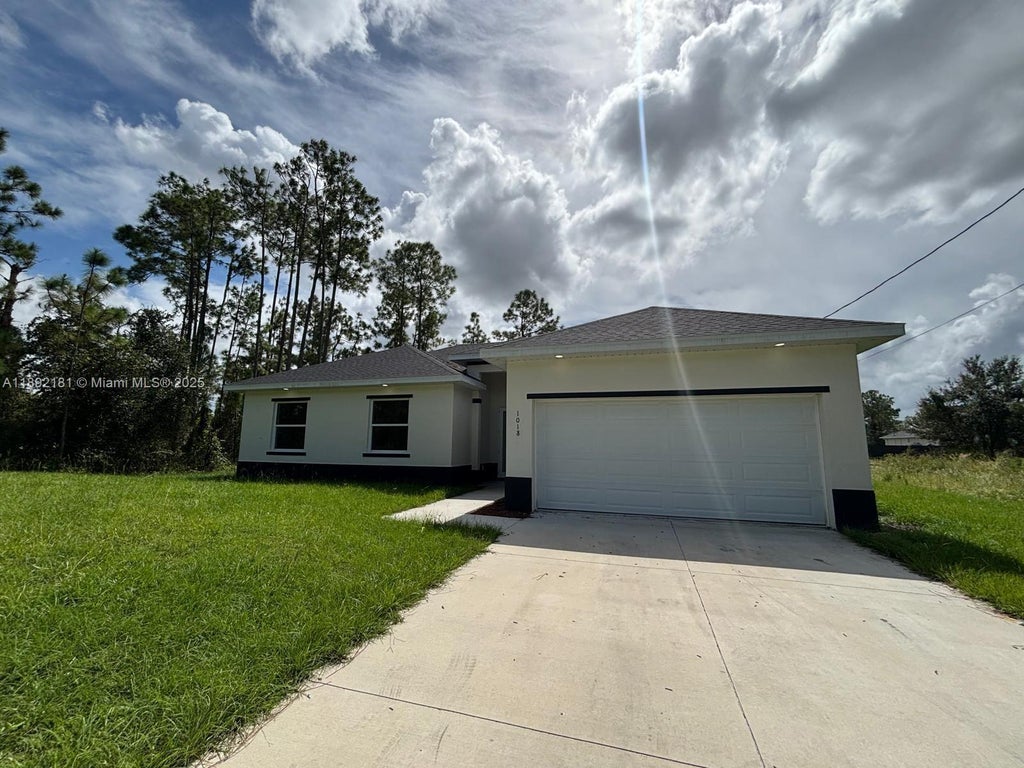 1018 Maddock St E, Lehigh Acres
