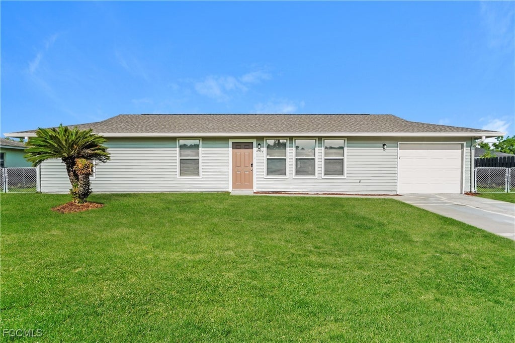 2504 Ne 23rd Pl, Cape Coral