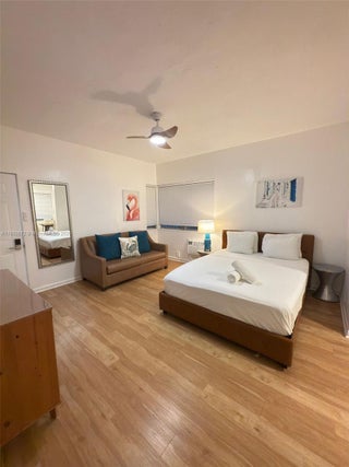 Photo of Listing #A11892672