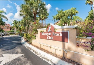 Photo of Listing #A11893327