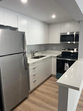 Photo of Listing #A11893346