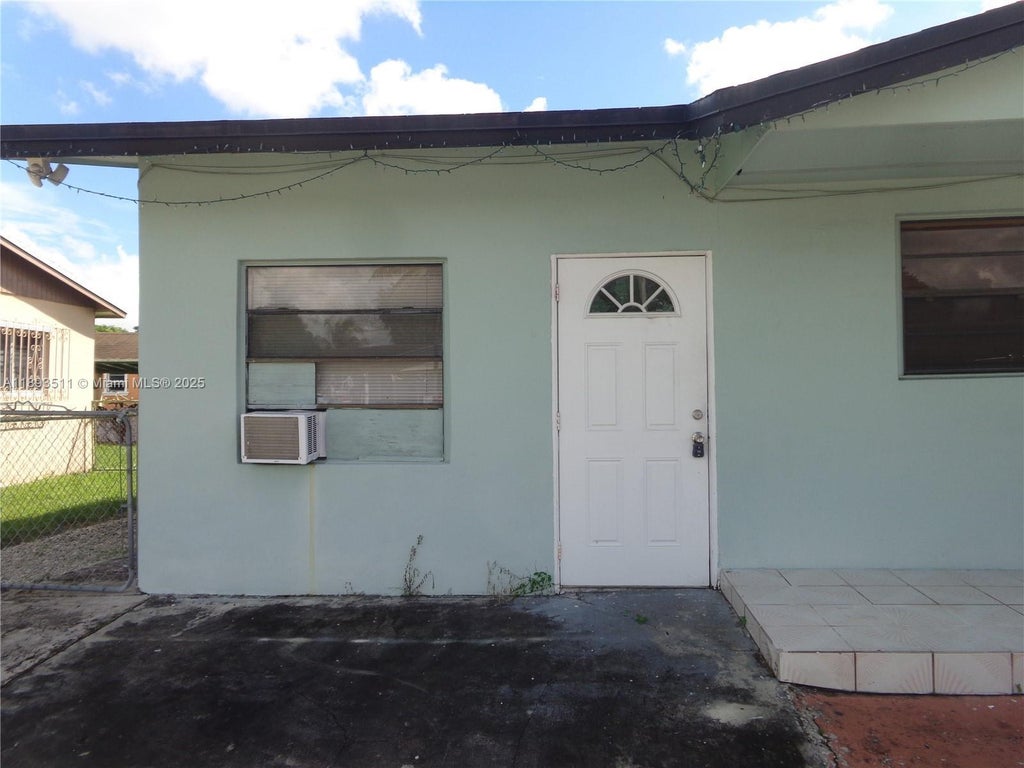 18805 Nw 48th Pl, Miami Gardens