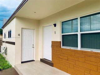 Photo of Listing #A11893487