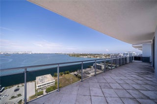 Photo of Listing #A11893743