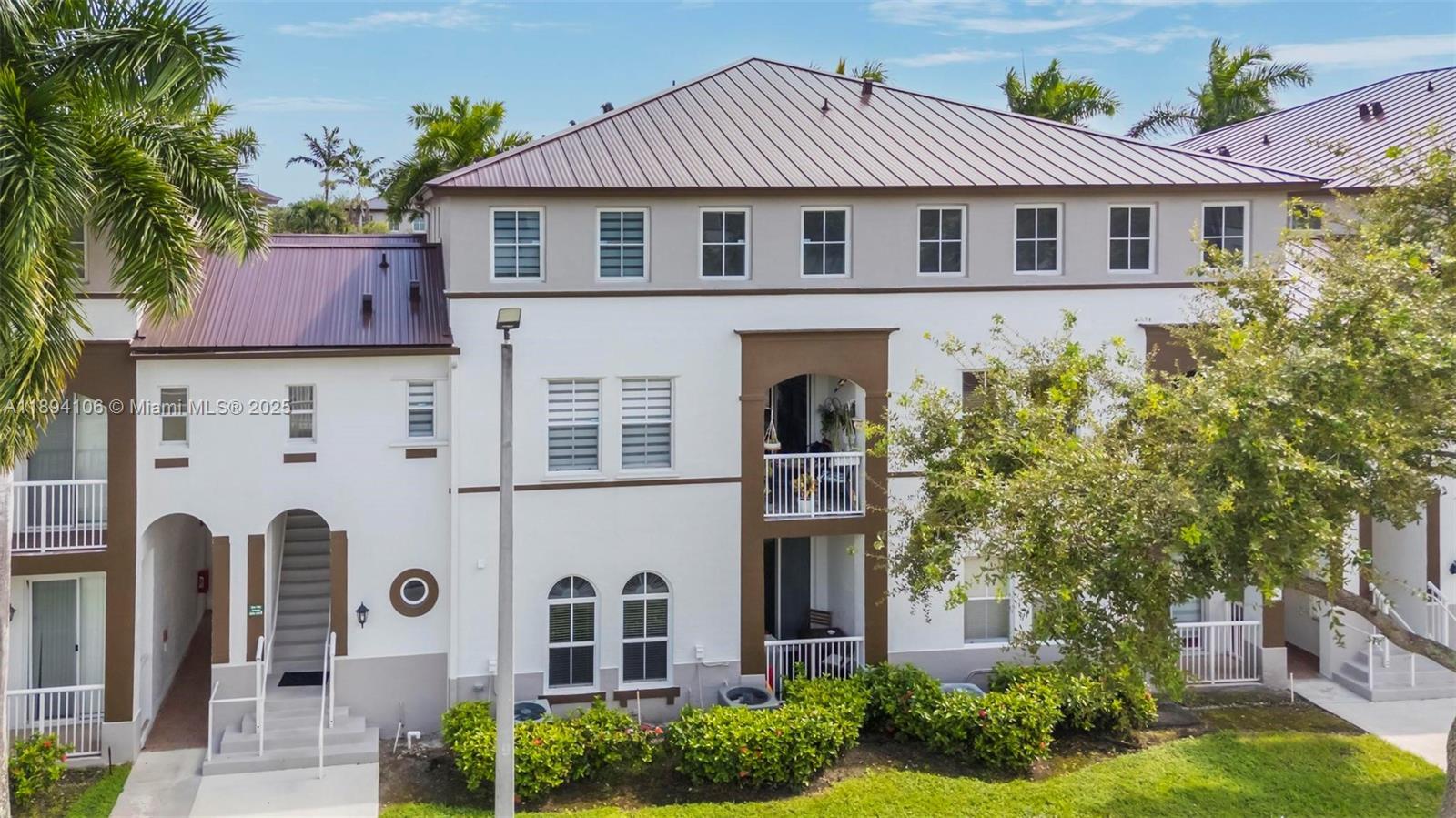 Photo of Listing #A11894106