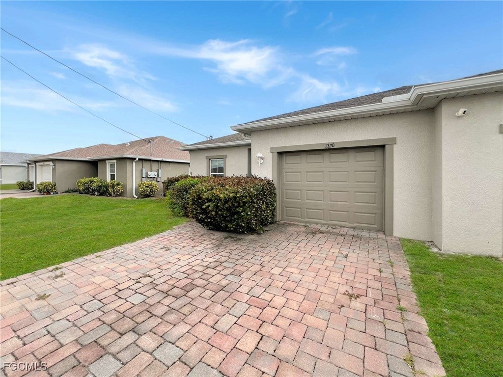 1320 Sw Trafalgar Pkwy, Cape Coral