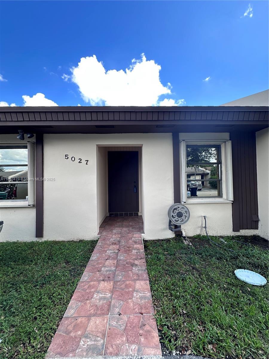 5027 Sw 139th Ct 5027, Miami