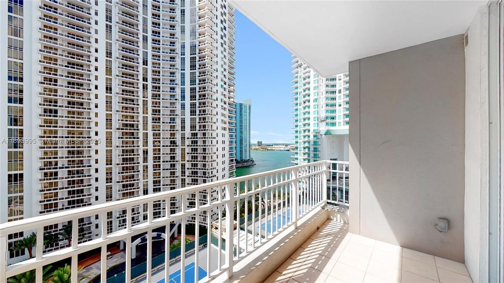 801 Brickell Key Blvd 1606, Miami