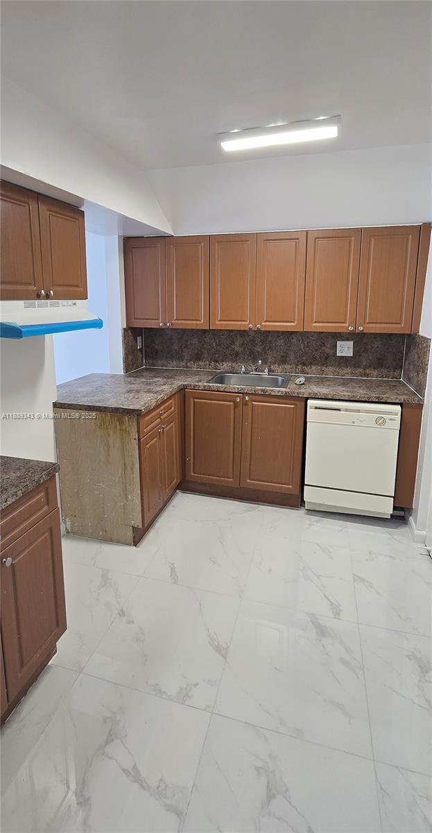 11120 Sw 196th St 203, Cutler Bay