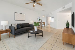 Photo of Listing #A11894438