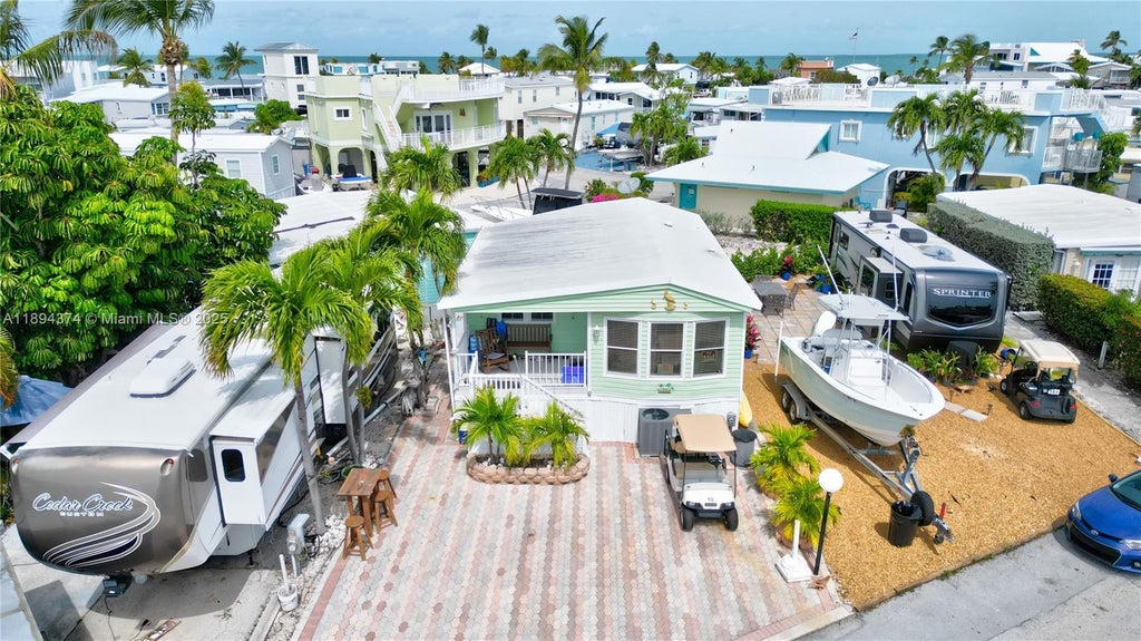 65821 Overseas Highway 98, Long Key