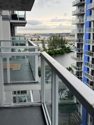 Photo of Listing #A11894563