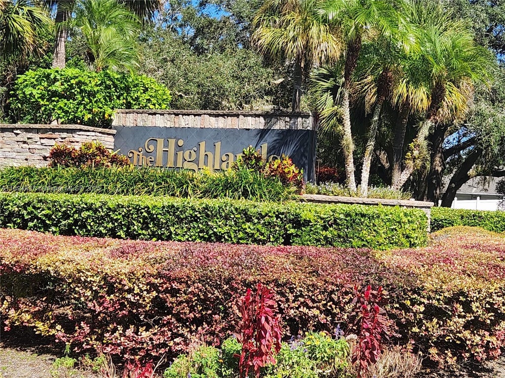 10 Sheoah Blvd 8, Other