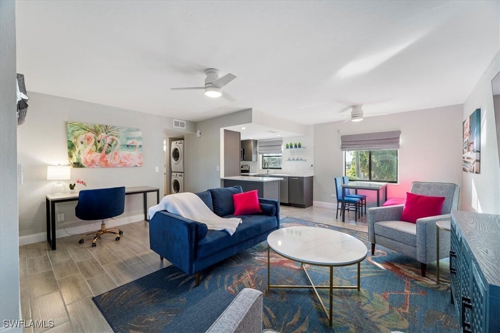 610 Sw 47th Ter 4, Cape Coral