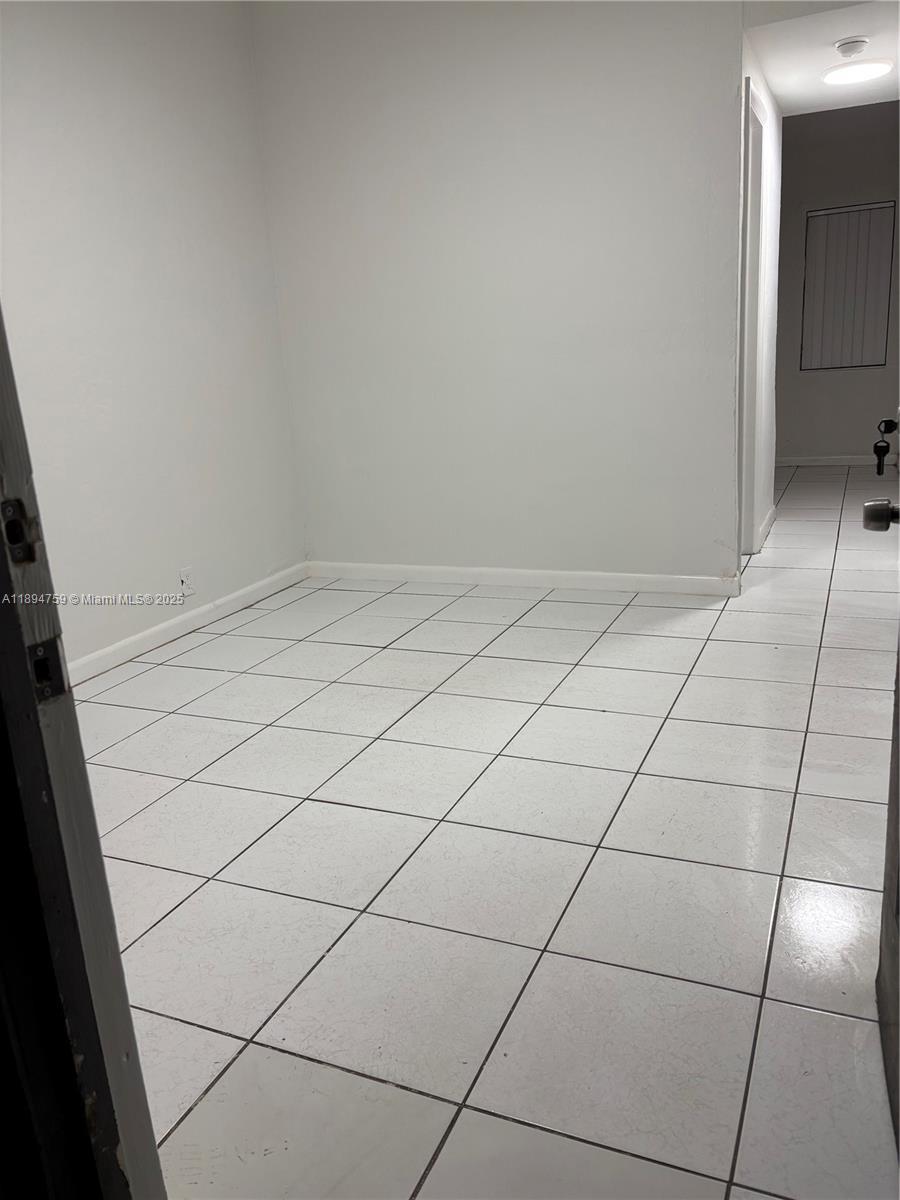 2070 Washington Ave 2, Opa Locka