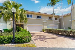 Photo of Listing #A11894743