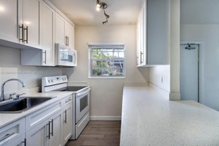 Photo of Listing #A11892593