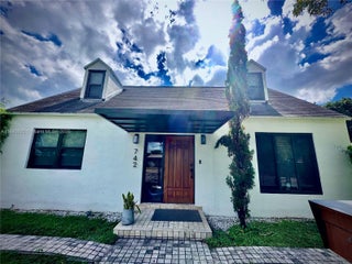 Photo of Listing #A11895625