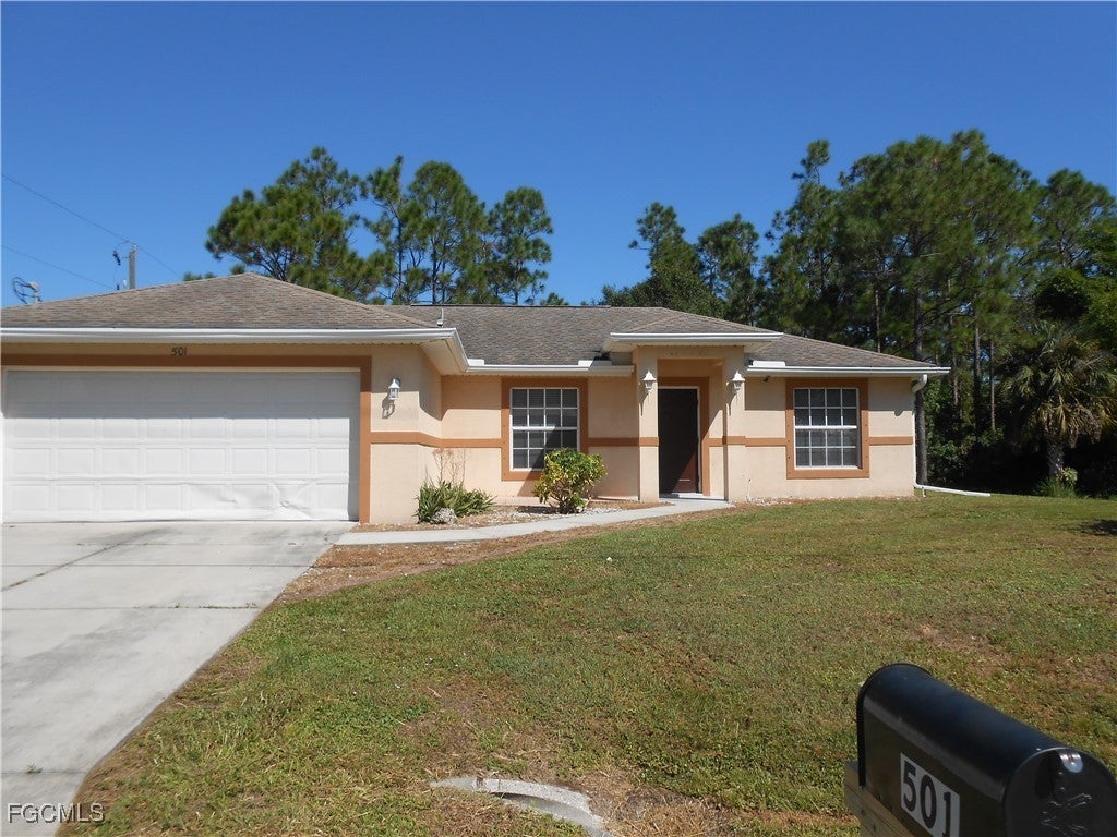 501 E 10th St, Lehigh Acres