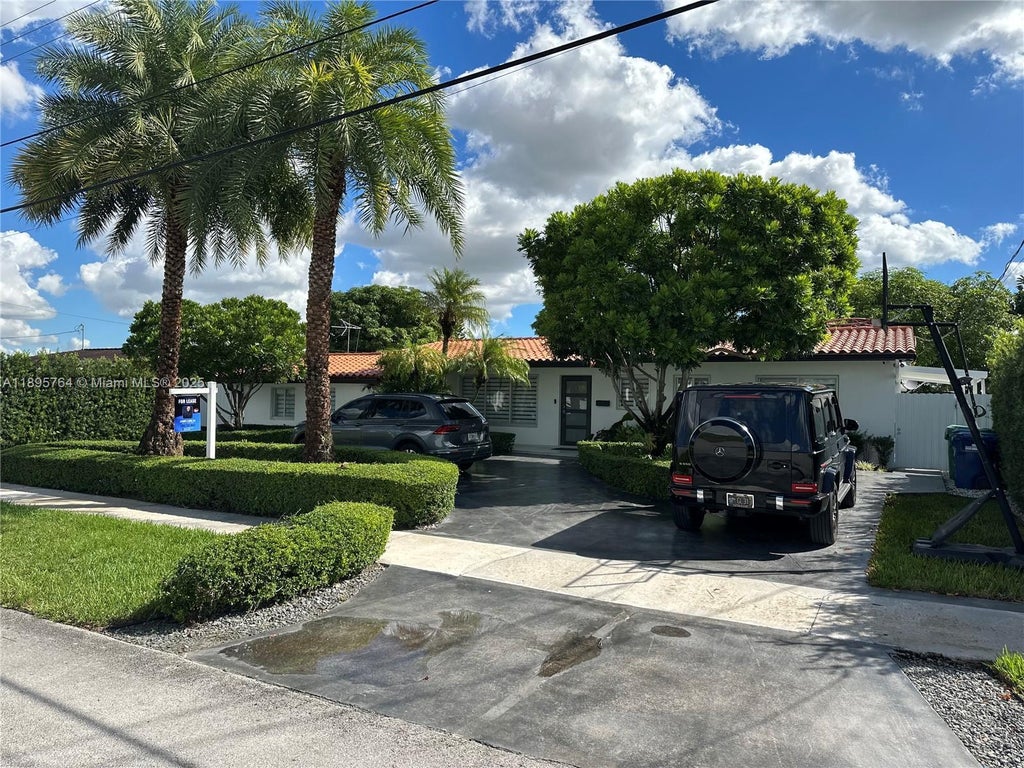 4311 Sw 104th Ct, Miami