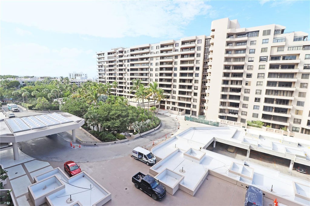 201 Crandon Blvd 636, Key Biscayne