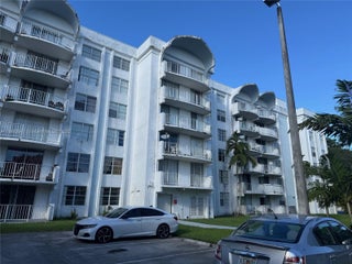 Photo of Listing #A11895642