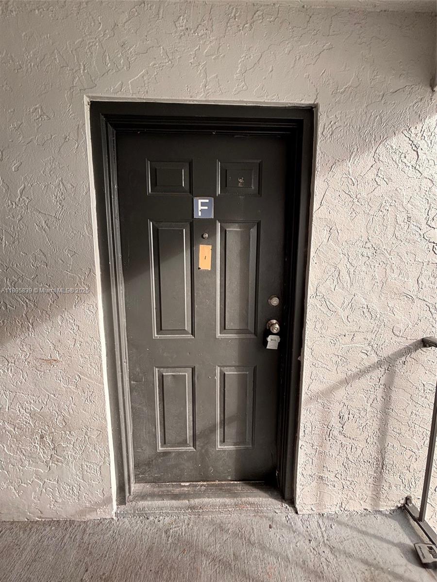 1140 Lake Victoria Dr F, West Palm Beach