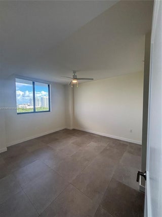 Photo of Listing #A11896189