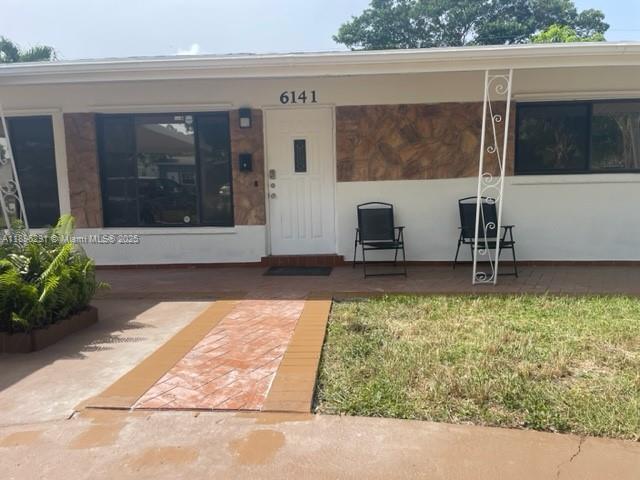 6141 Wiley St, Hollywood