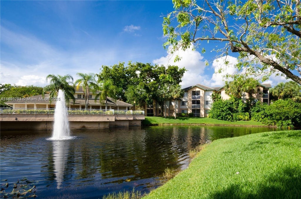 9855 Westview Dr 728, Coral Springs