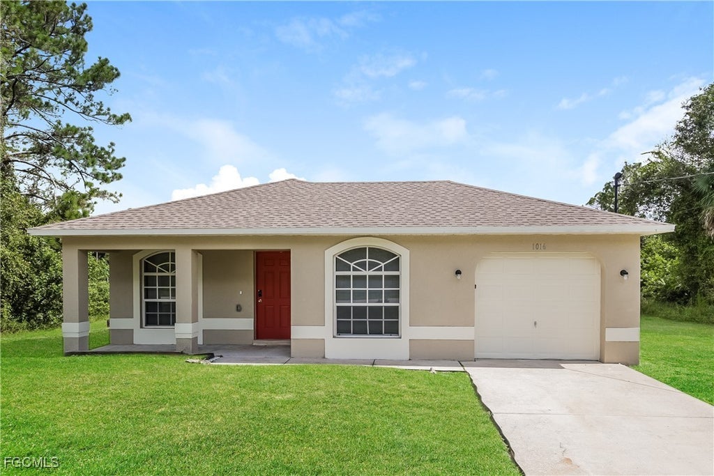 1016 Bagget St E, Lehigh Acres