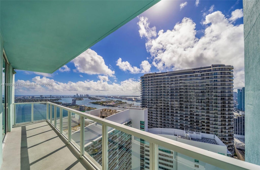 1900 Se Bayshore Dr 4509, Miami