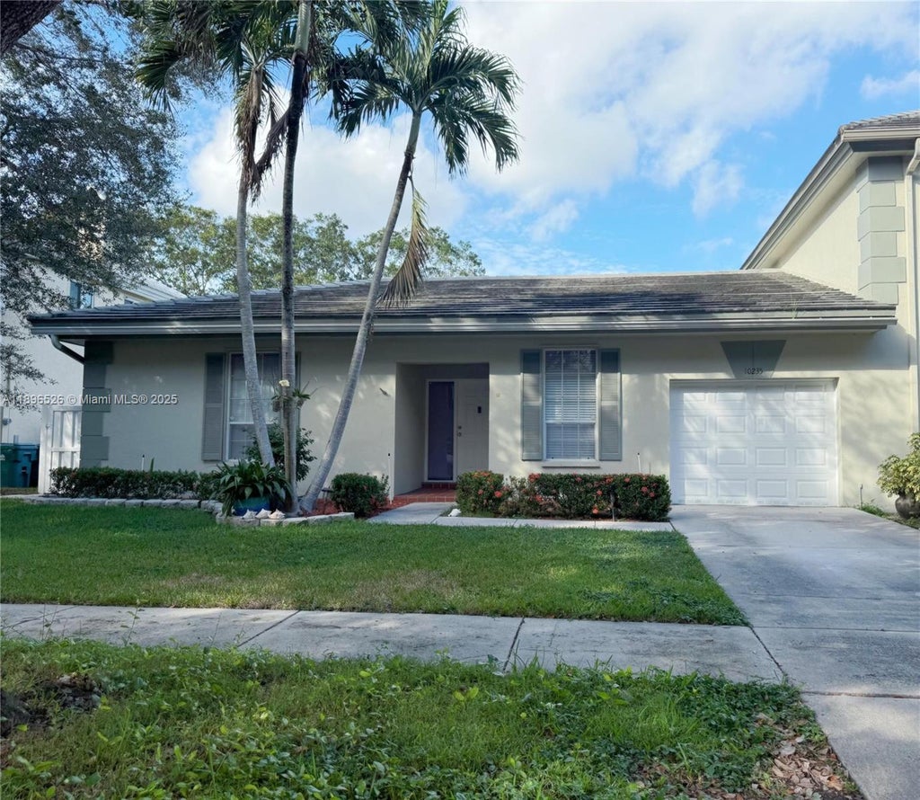 10235 Panama St, Cooper City